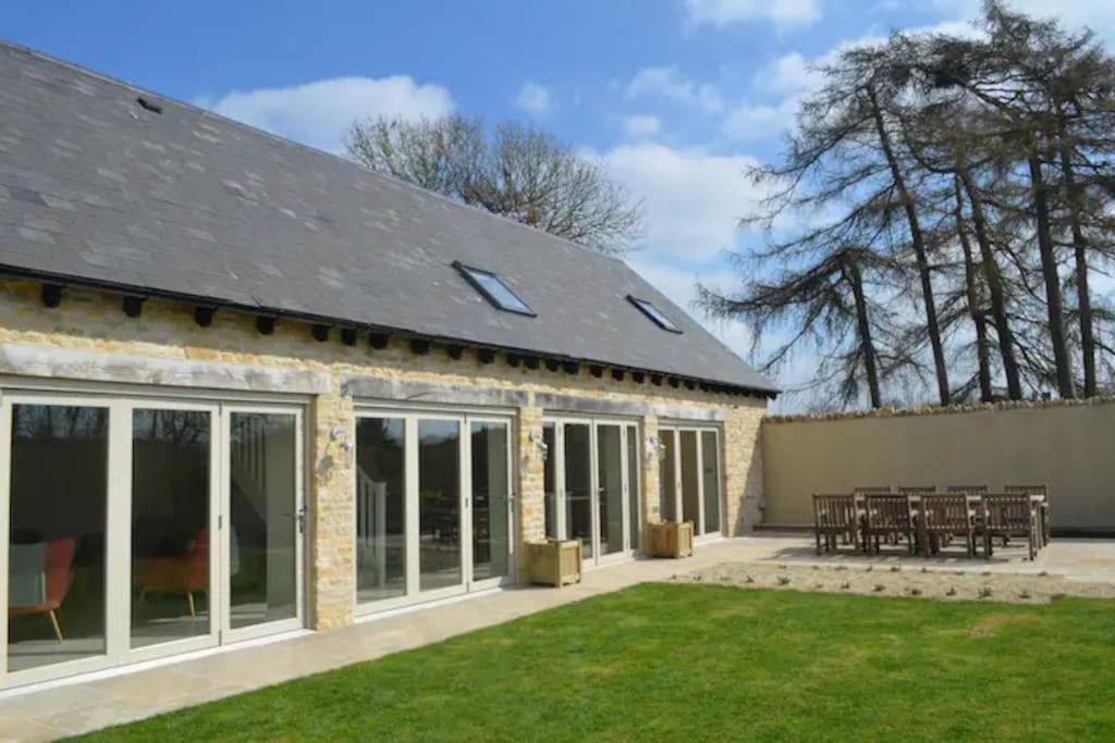 Stone Barn, Contemporary Barn Conversion Cheltenham Kültér fotó