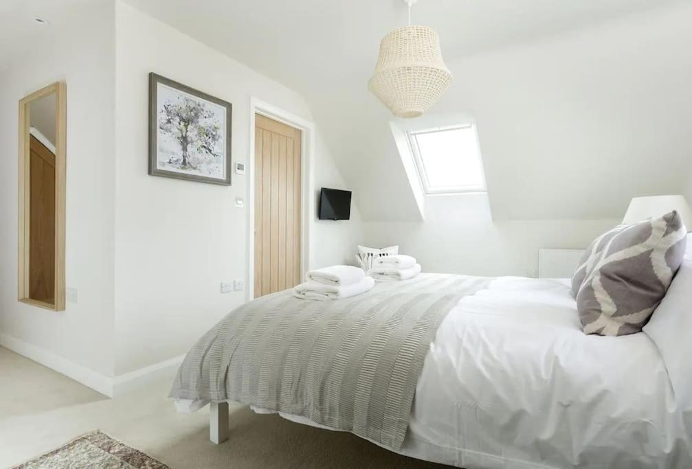 Stone Barn, Contemporary Barn Conversion Cheltenham Kültér fotó
